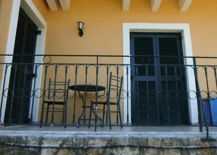 Niki Apartments