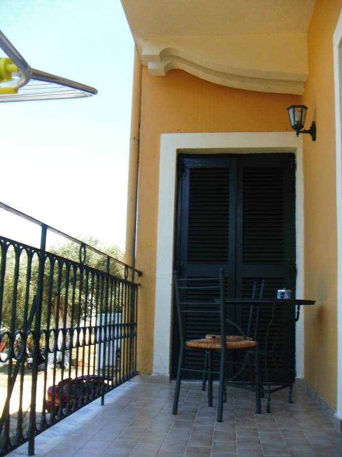 Niki Apartment